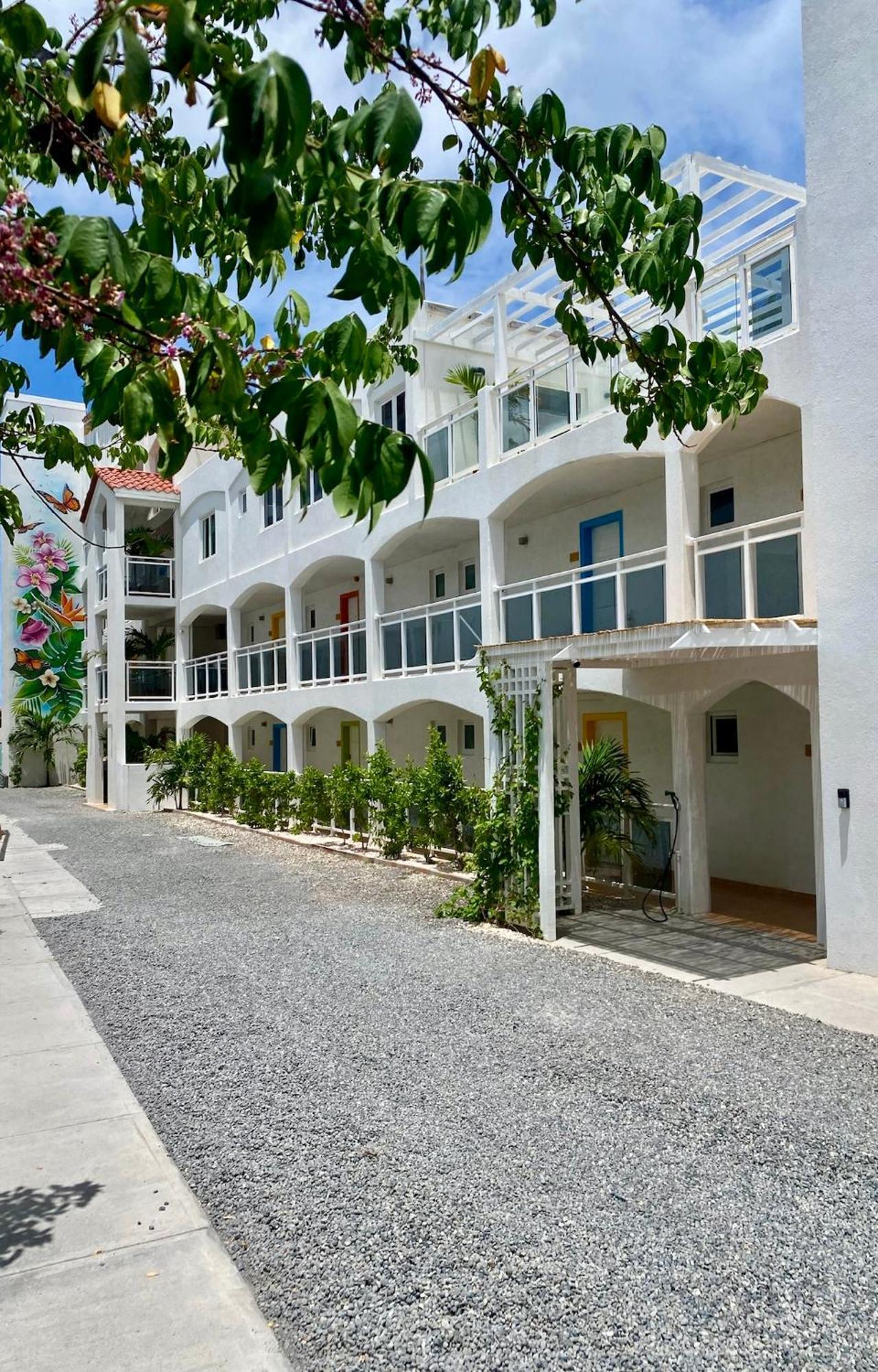 Maho Beach House - Luxe Studio - Ocean Escape Екстериор снимка